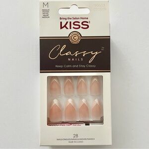 KISS Classy Nails – Medium Length Nude French Tip | 28 Nails + Glue Included
